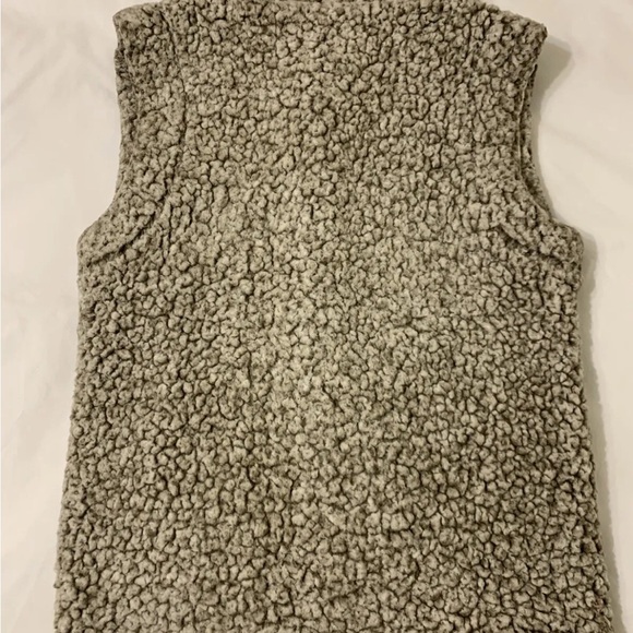 DYLAN By True Grit Gray Faux Fur Sherpa Vest XS - Picture 3 of 5